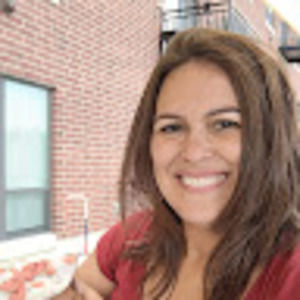 Meet your Posher, Dora luz